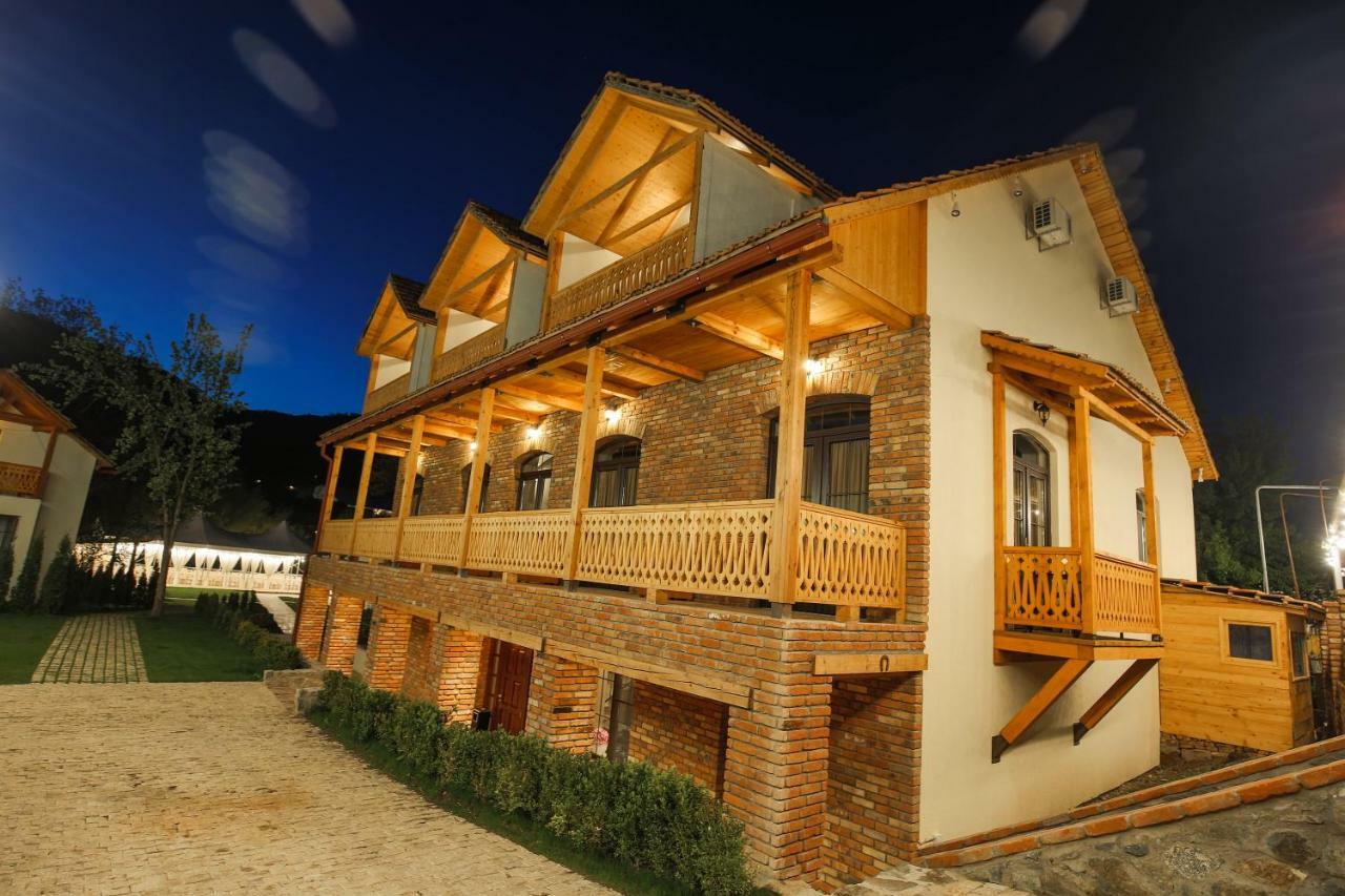 Chalet Dilijan Hotel & Restauarant Exterior photo