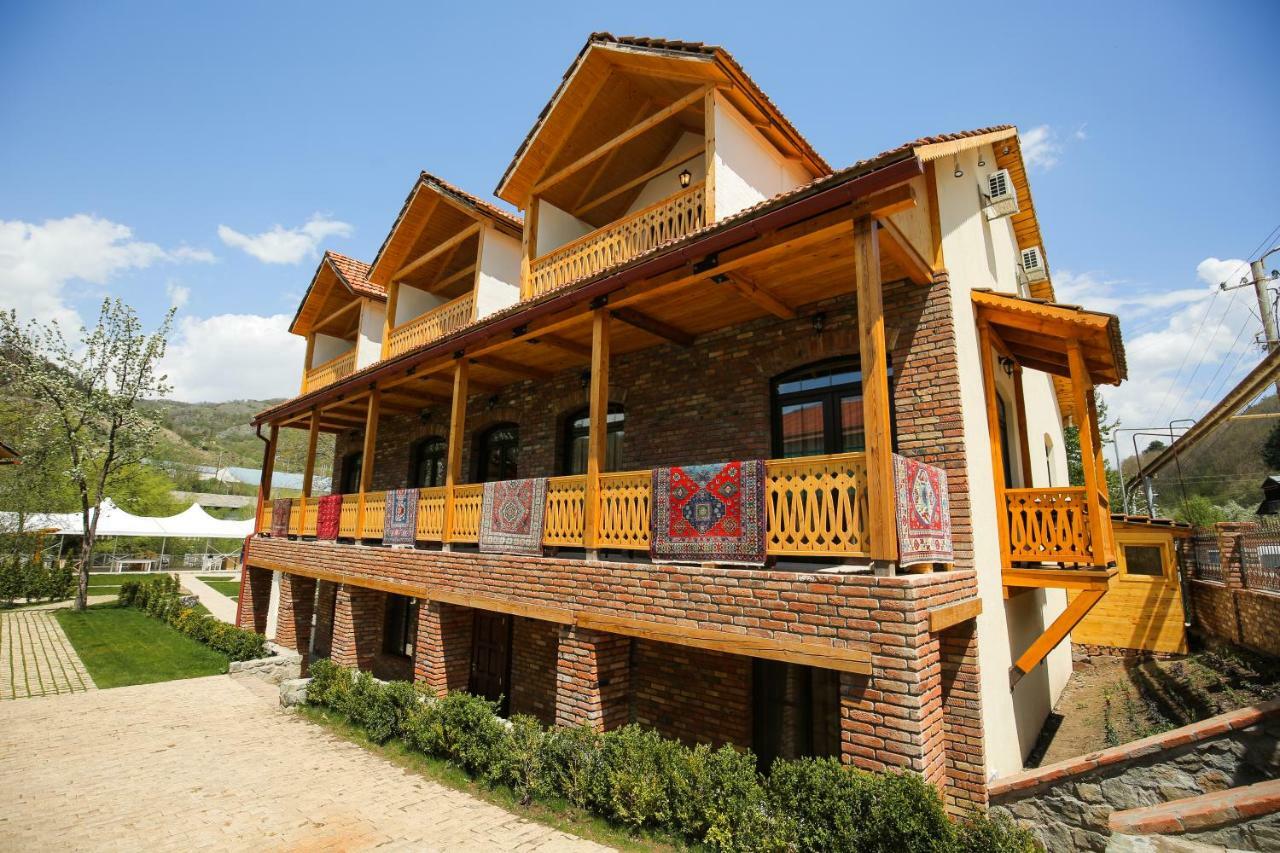 Chalet Dilijan Hotel & Restauarant Exterior photo