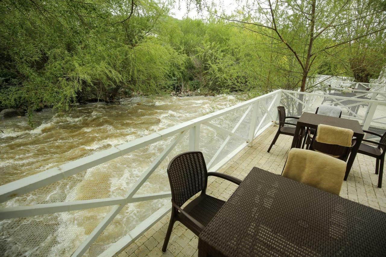 Chalet Dilijan Hotel & Restauarant Exterior photo